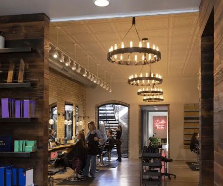 Sine Qua Non Salon