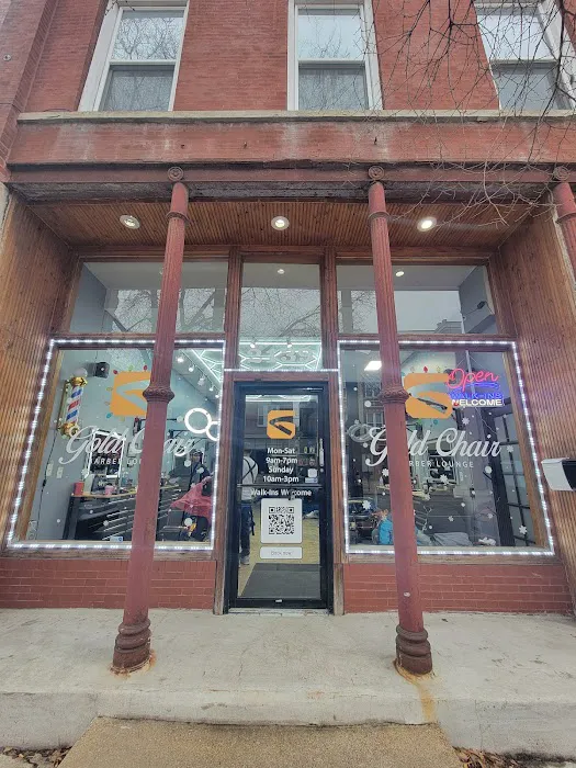 Gold Chair Barber Lounge. Picture 9