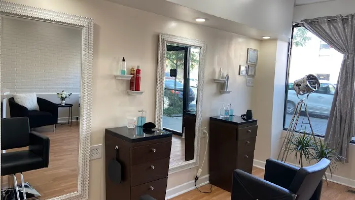 Charisma Hair Studio Picture 6