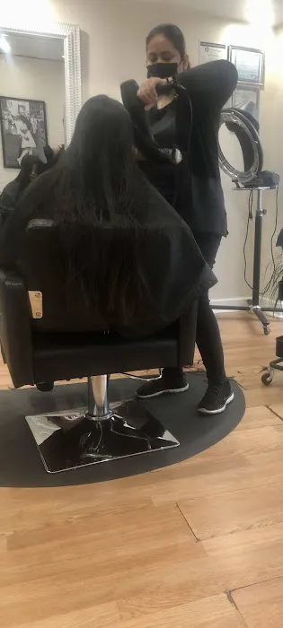 Charisma Hair Studio Picture 1