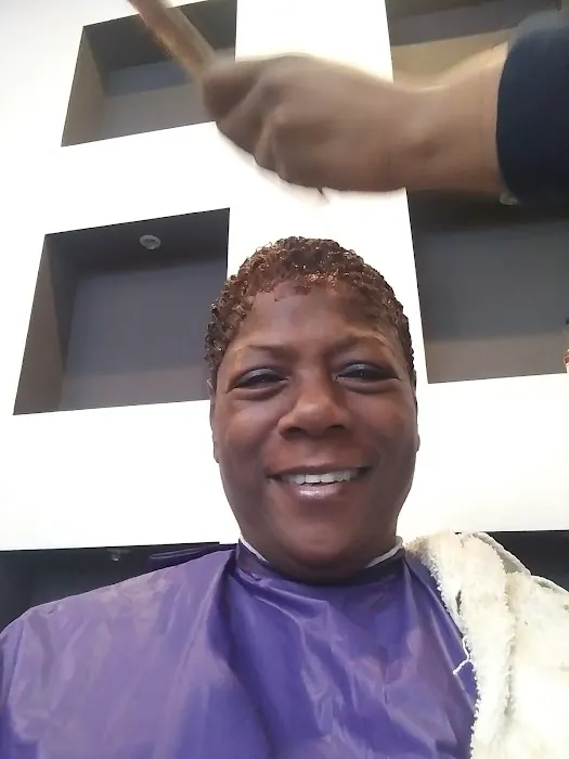 Sew What Salon Corporation Picture 4