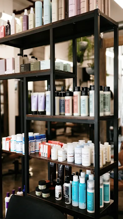 707 Hair Studios Picture 1