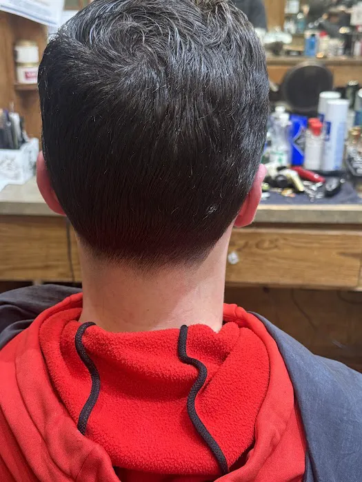 Anthony's Barbershop Picture 2