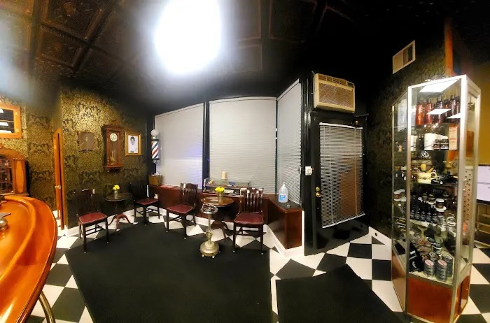 Angelo's Gentlemen's Hair Parlor Picture 2