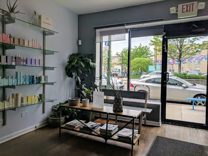 Nomobo | Chicago Hair Salon Picture 8