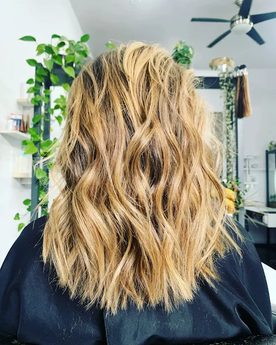 Salon Giselle Picture 2