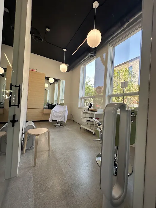 APPROACH | Barber Salon Picture 3