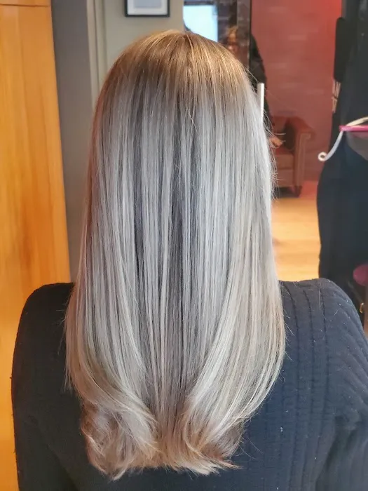 Holly Pink Professional LLC Picture 3