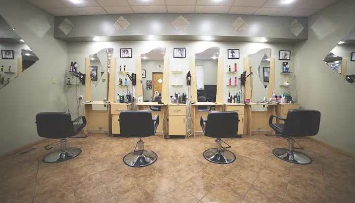 Vince & Gino's Hair Design And Barber Shop Picture 4