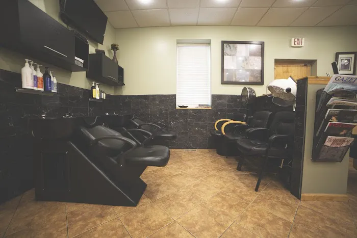 Vince & Gino's Hair Design And Barber Shop Picture 5