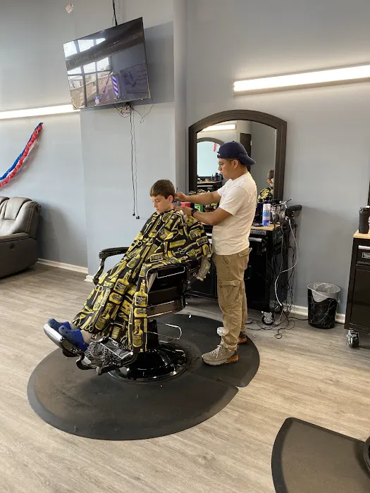 Jony's barber shop Picture 5