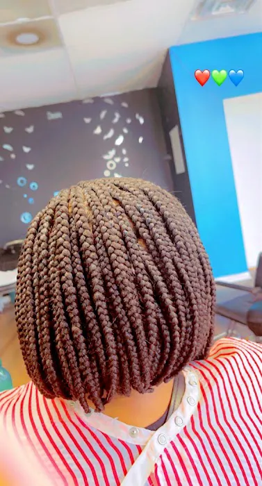 Louise Creation African Hair Braiding LLC Picture 1