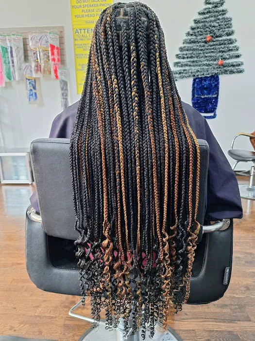 Louise Creation African Hair Braiding LLC Picture 3