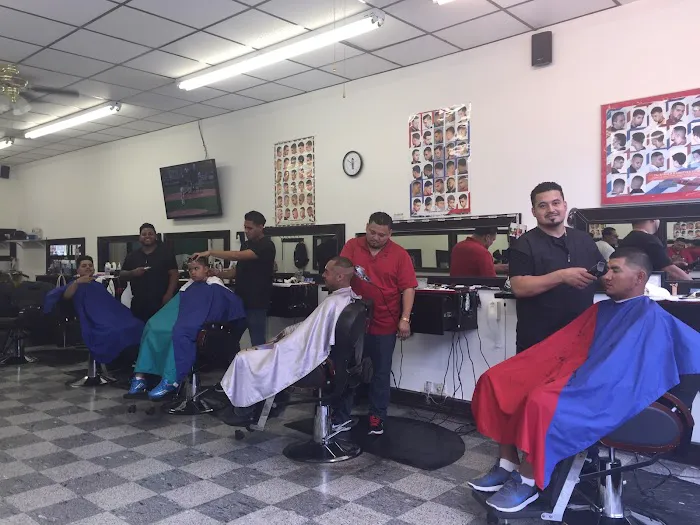 Ricky's Barber Shop Picture 3