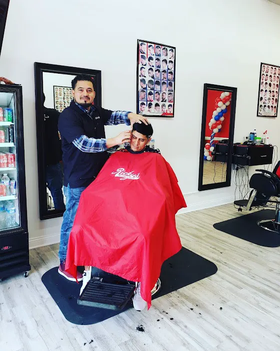 Ricky's Barber Shop Picture 10
