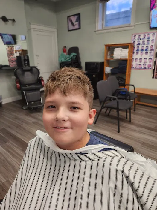 Don Alex Barber Shop Picture 1