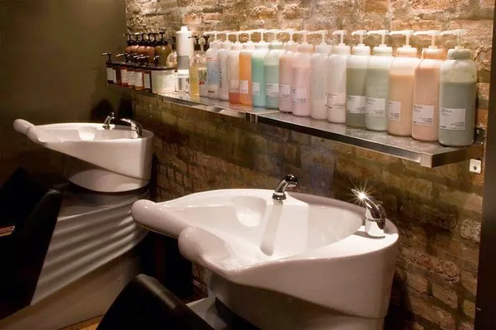 The Circle Salon Picture 10