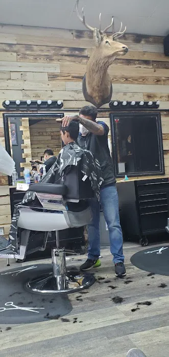 Giovanni's Barber Shop Picture 10
