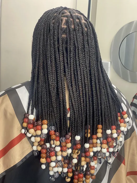 Djehamie Hair Braiding Picture 6