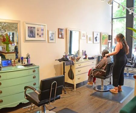 Salon Edda