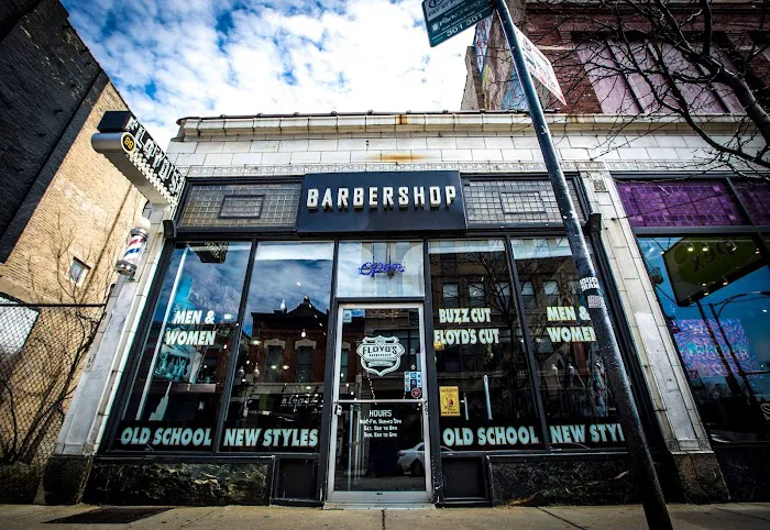Floyd's 99 Barbershop Picture 9