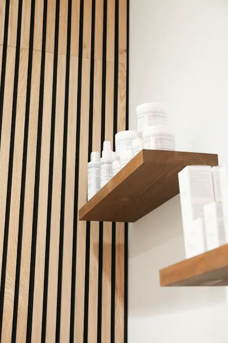 Hello Sugar | Wicker Park - Brazilian Wax & Sugar Salon Picture 9