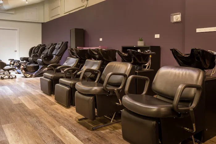 Fringe / A Salon Inc Picture 6