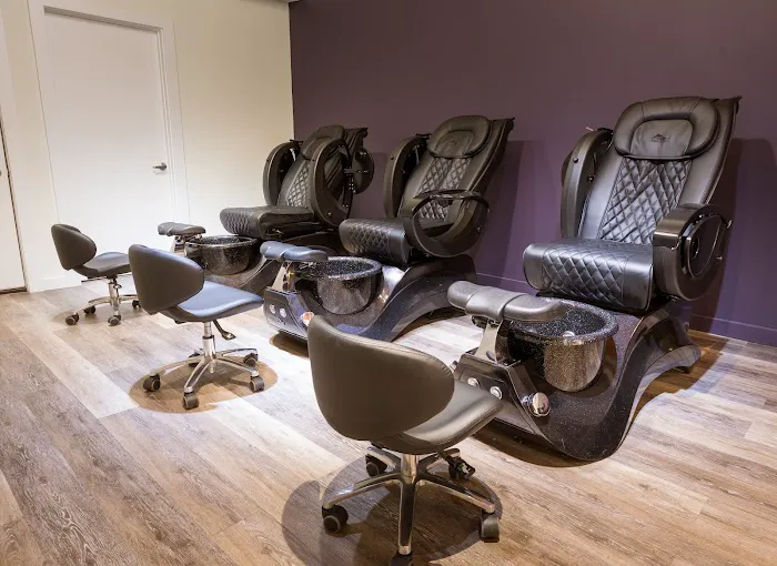 Fringe / A Salon Inc Picture 2