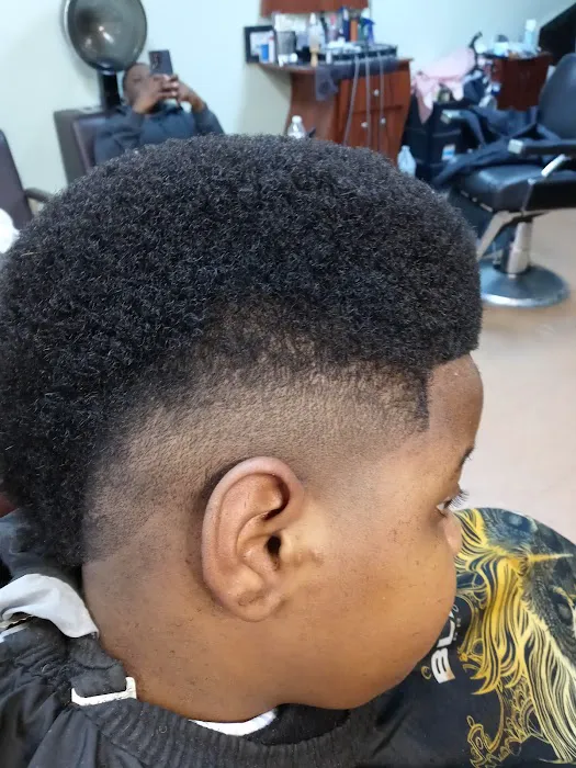 THA BARBER DES Picture 10