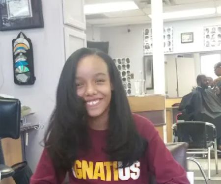 Ray-Zors Edge Salon