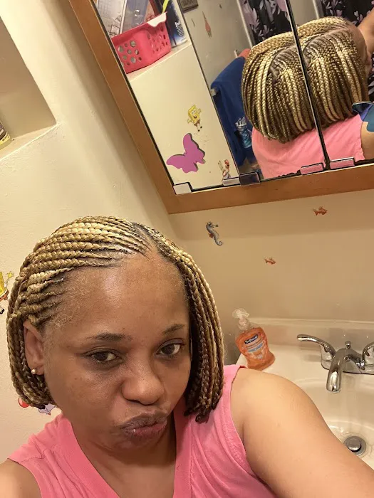 HONEY AFRICAN BRAID SHOP Picture 8
