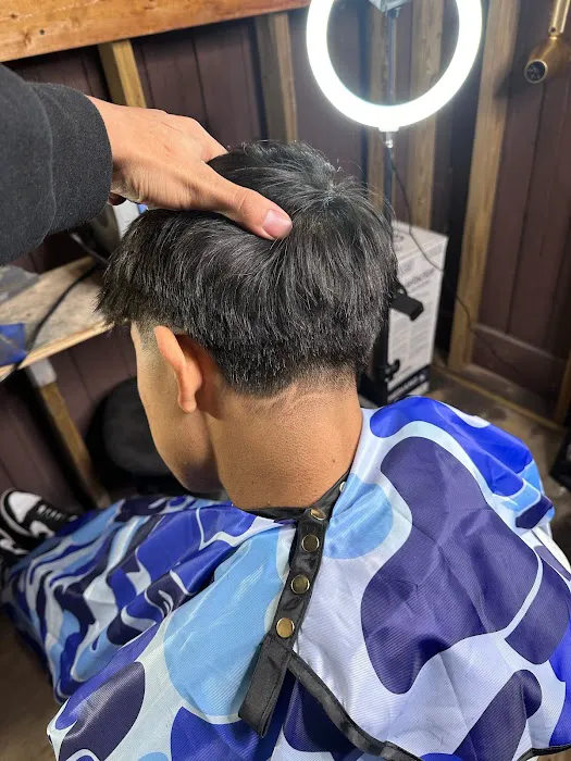 Luis Barbershop Picture 4