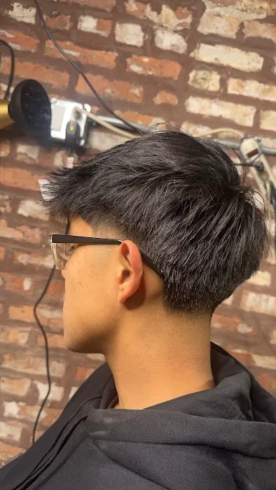 Luis Barbershop Picture 1