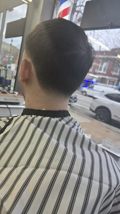GUATEMALA'S BARBER SHOP Picture 1