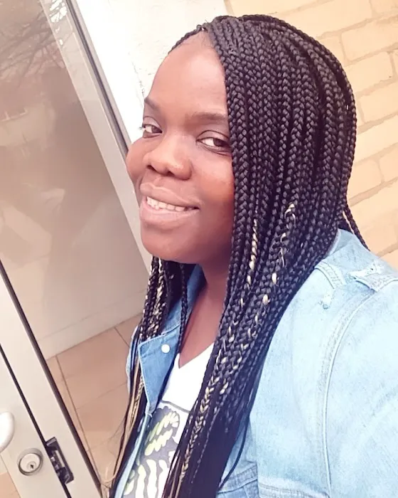 Leru African Hair Braiding Picture 7
