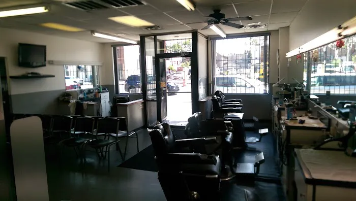 Adams Barber Shop Picture 2