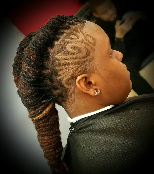 Raze Up Grooming Lounge Picture 5