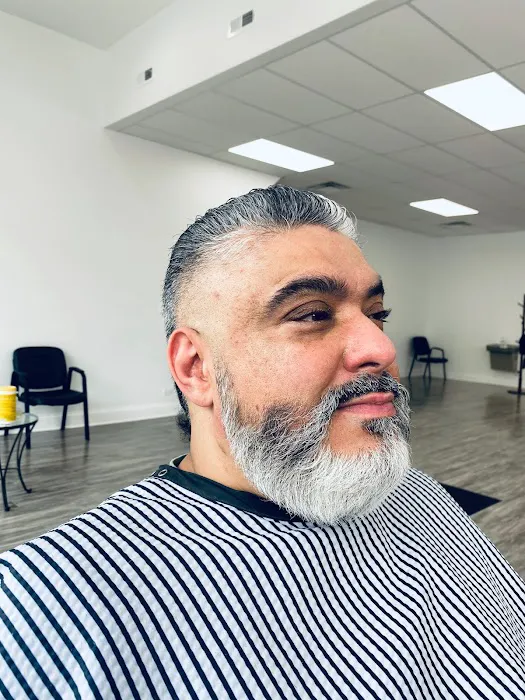 Francisco's Barber Shop Picture 6