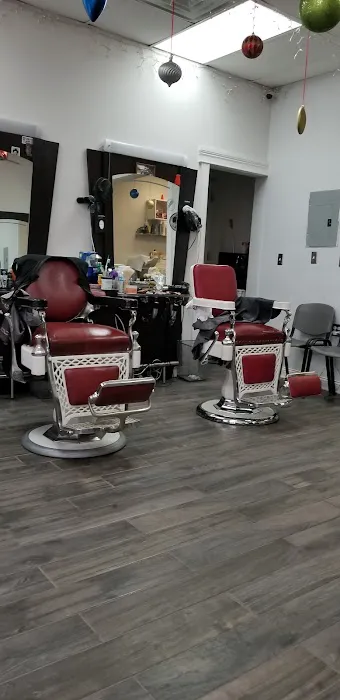 Ekiumii Beauty Barber Picture 2