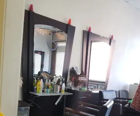 Ekiumii Beauty Barber