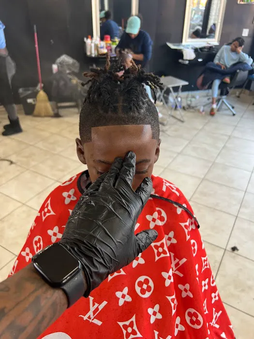 RELL'S CHOPSHOP LLC Picture 9