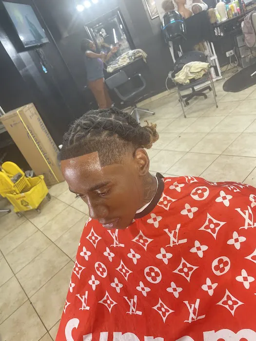 RELL'S CHOPSHOP LLC Picture 4
