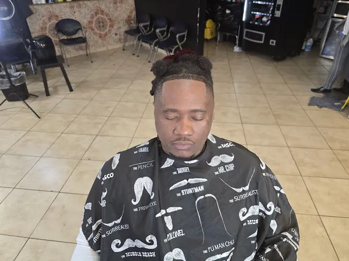 Renaissance Grooming Picture 9