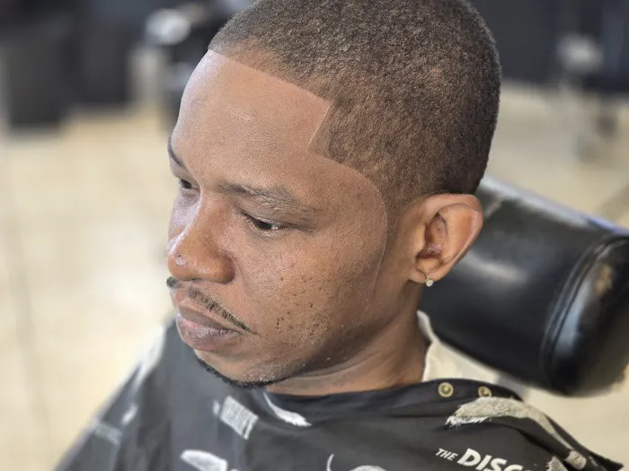 Renaissance Grooming Picture 4