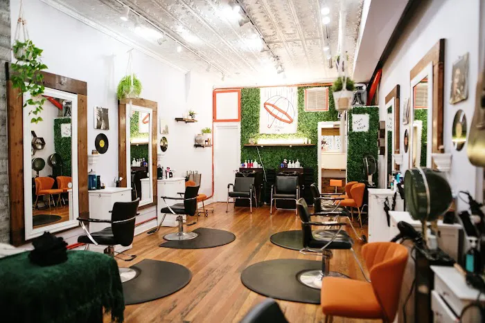 707 Hair Studios Picture 9