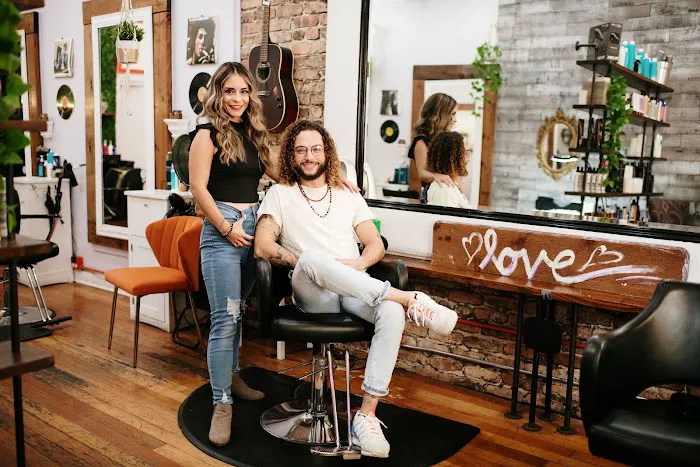 707 Hair Studios Picture 3