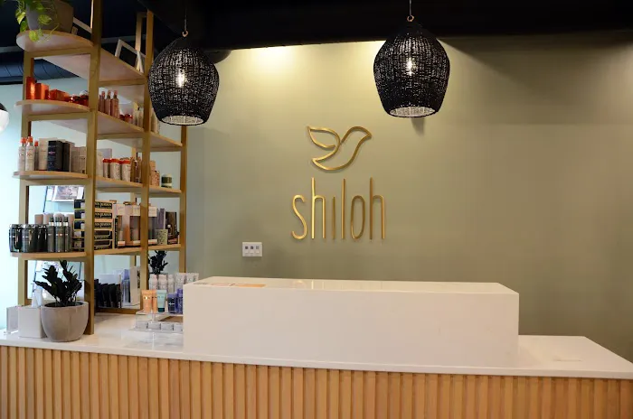 Salon Shiloh Picture 2