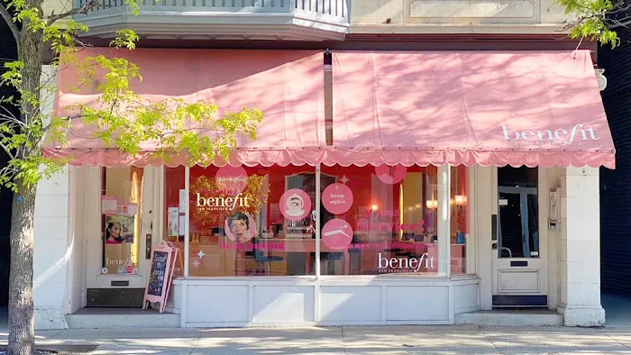 Benefit Cosmetics Boutique & BrowBar Picture 1