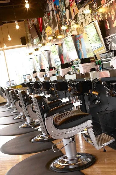 Floyd's 99 Barbershop Picture 8