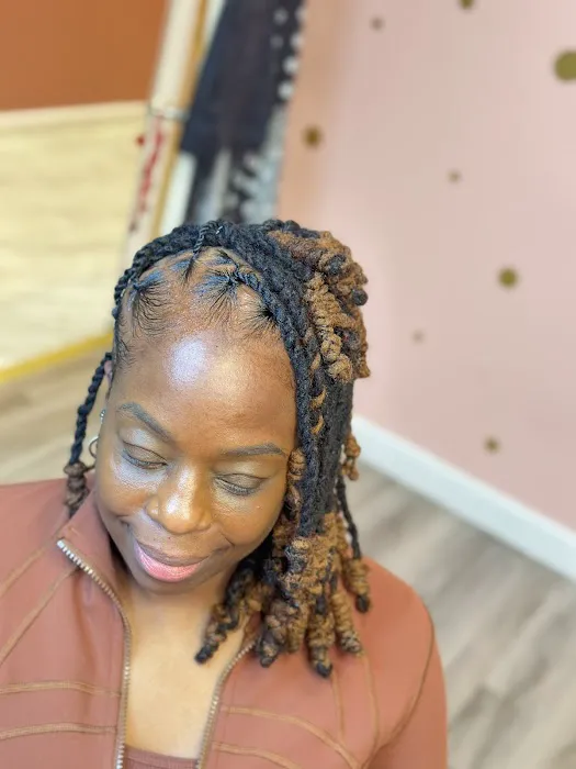 Bloom Kreations LLC Picture 5